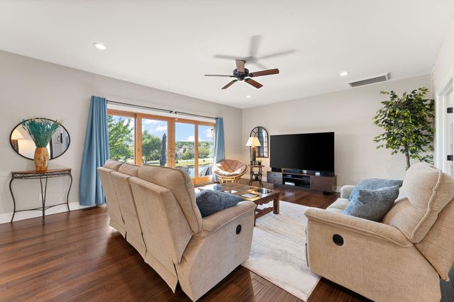 2656 Mariestad Drive, Valparaiso, IN 46385