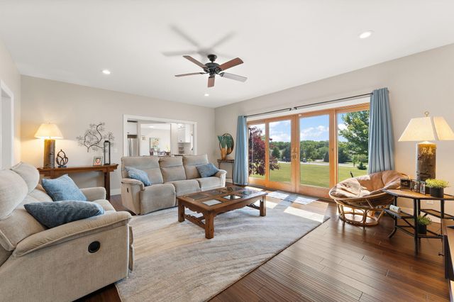 2656 Mariestad Drive, Valparaiso, IN 46385