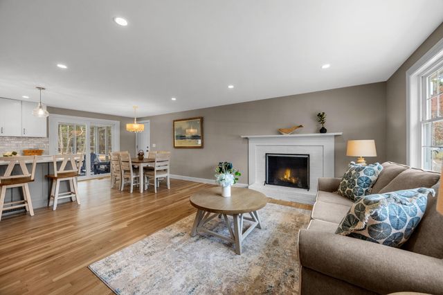 29 Timber Lane, East Dennis, MA 02641