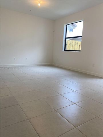 247 SW 159th Pl, Pembroke Pines, FL 33027