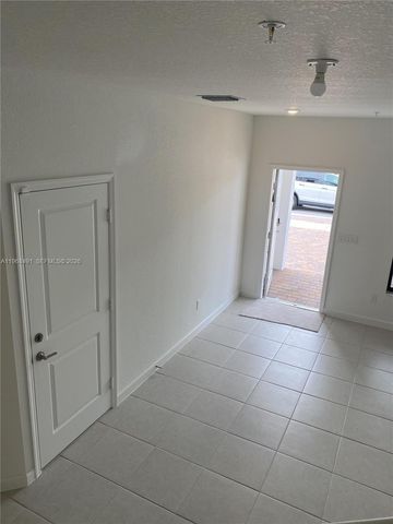 247 SW 159th Pl, Pembroke Pines, FL 33027