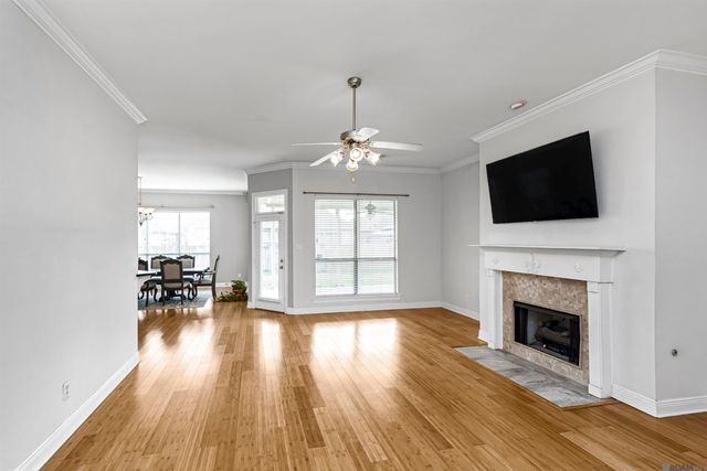 11336 Meadow View Dr, Denham Springs, LA 70726