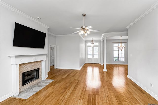 11336 Meadow View Dr, Denham Springs, LA 70726