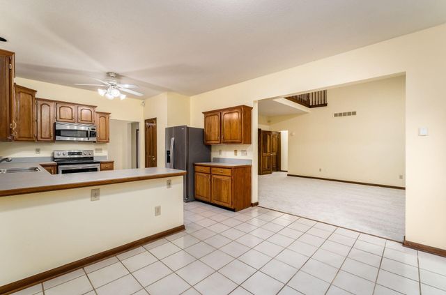 947 Cuthbert Court, Reynoldsburg, OH 43068