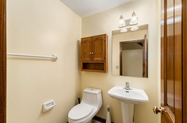 947 Cuthbert Court, Reynoldsburg, OH 43068