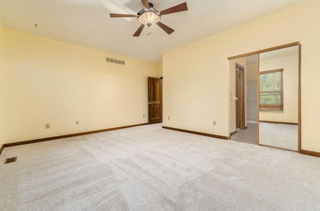 947 Cuthbert Court, Reynoldsburg, OH 43068