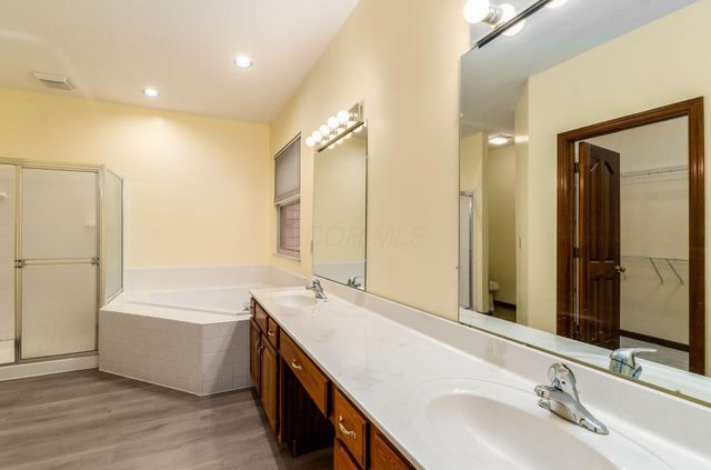 947 Cuthbert Court, Reynoldsburg, OH 43068