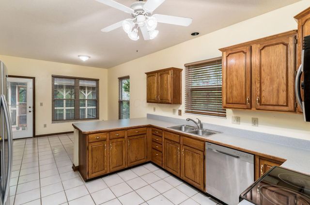 947 Cuthbert Court, Reynoldsburg, OH 43068