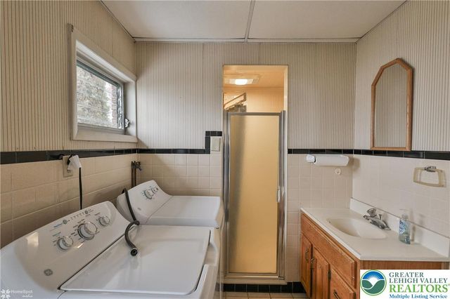 2460 Old Post Road, North Whitehall Twp, PA 18037