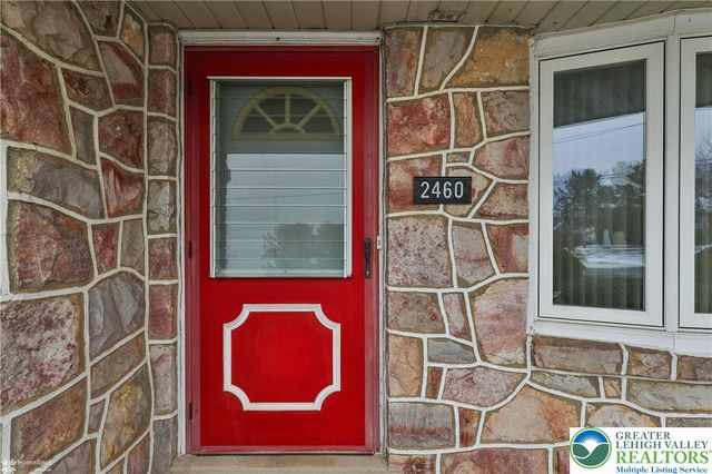 2460 Old Post Road, North Whitehall Twp, PA 18037