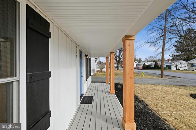 217 MYRTLE AVE, Winchester, VA 22601