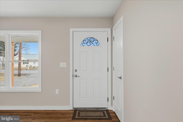 217 MYRTLE AVE, Winchester, VA 22601