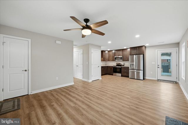 217 MYRTLE AVE, Winchester, VA 22601