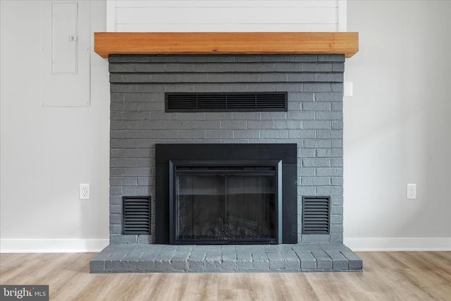 217 MYRTLE AVE, Winchester, VA 22601