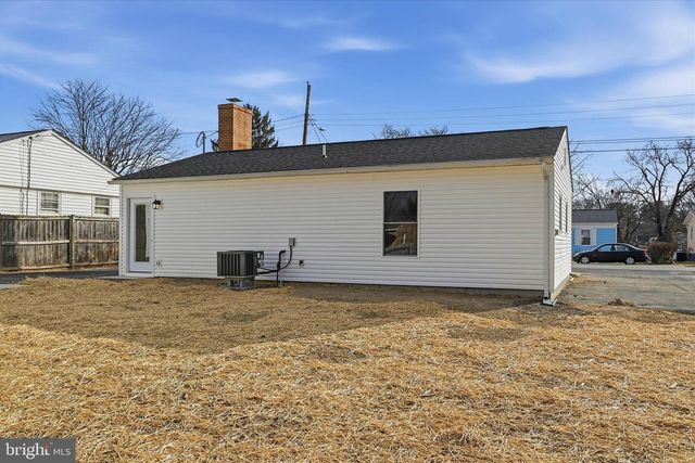 217 MYRTLE AVE, Winchester, VA 22601