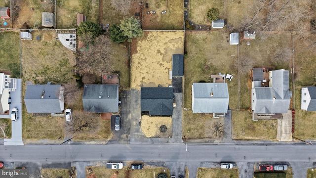 217 MYRTLE AVE, Winchester, VA 22601