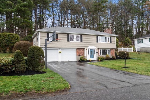 43 Lanewood Ave, Framingham, MA 01701