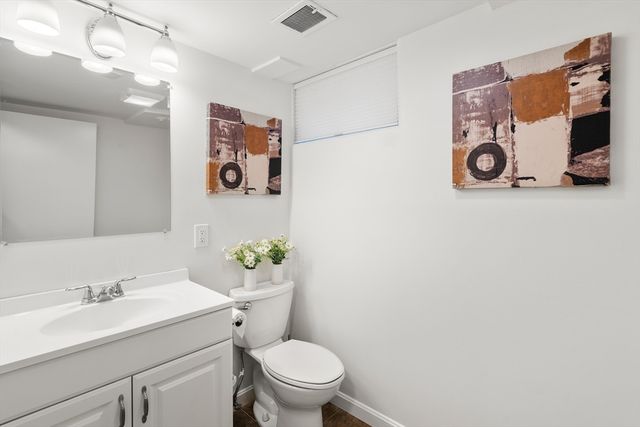 43 Lanewood Ave, Framingham, MA 01701