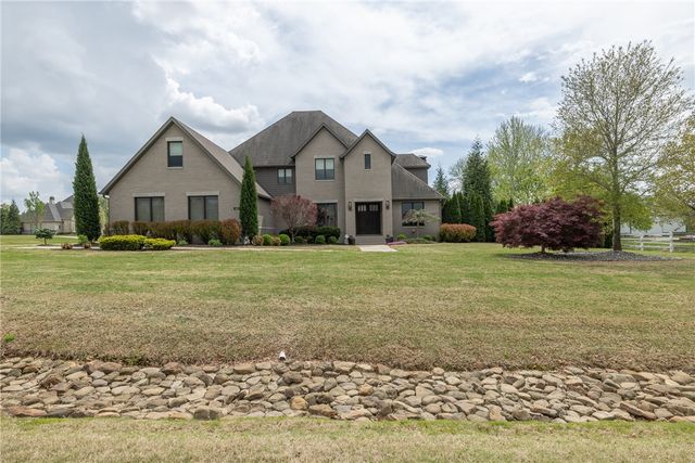 4415 E Mint Boulevard, Fayetteville, AR 72703