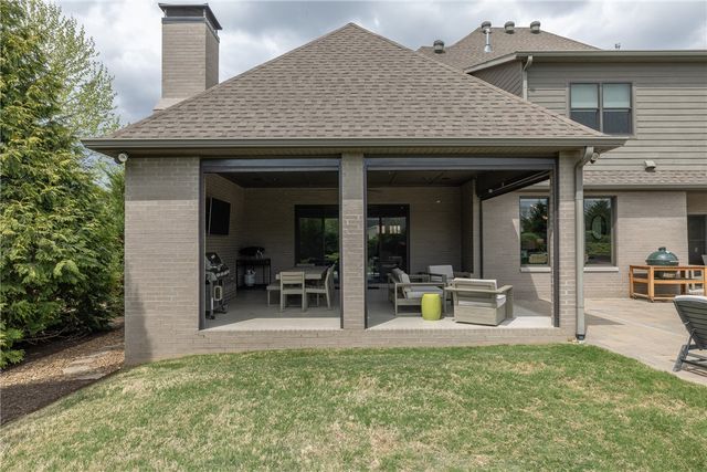 4415 E Mint Boulevard, Fayetteville, AR 72703
