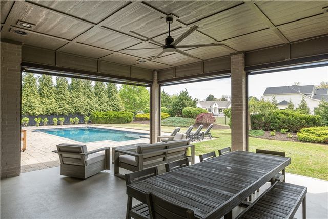 4415 E Mint Boulevard, Fayetteville, AR 72703