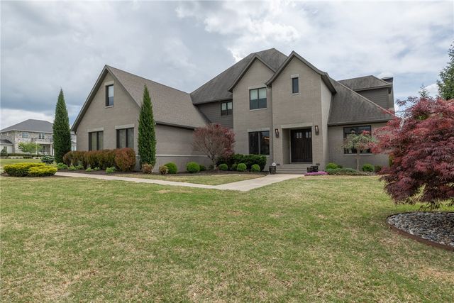 4415 E Mint Boulevard, Fayetteville, AR 72703