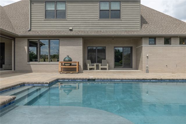 4415 E Mint Boulevard, Fayetteville, AR 72703