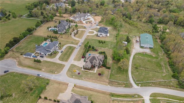 4415 E Mint Boulevard, Fayetteville, AR 72703