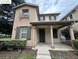 201 Whimbrel Cir, Pittsburg, CA 94565
