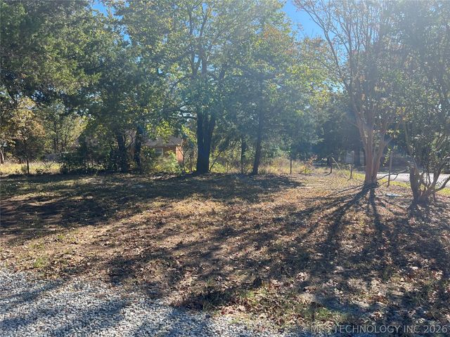 133 Lake Drive, Eufaula, OK 74432