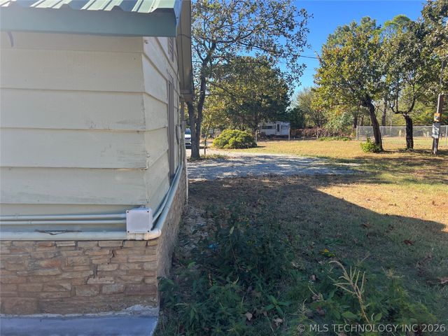 133 Lake Drive, Eufaula, OK 74432