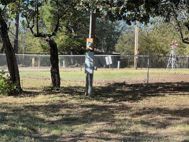133 Lake Drive, Eufaula, OK 74432