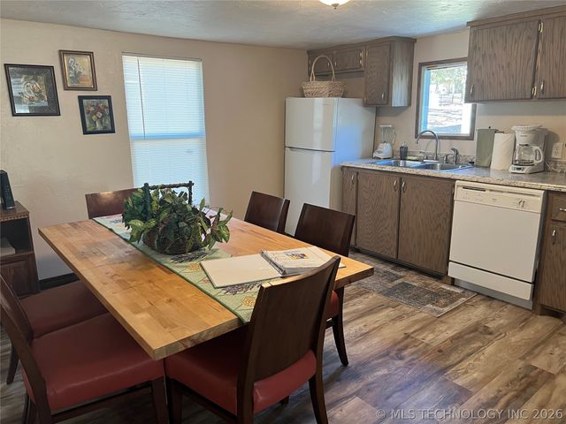 133 Lake Drive, Eufaula, OK 74432