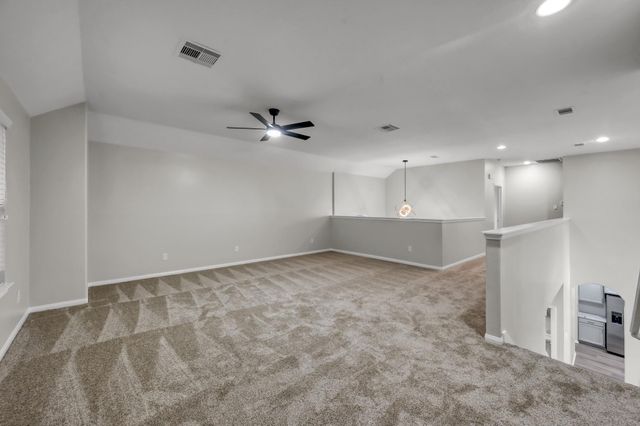 4 Logan Creek Lane, Conroe, TX 77304