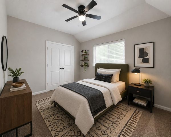 4 Logan Creek Lane, Conroe, TX 77304