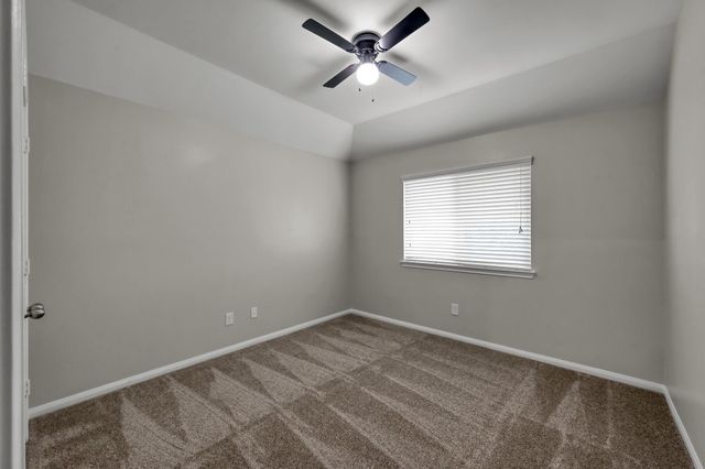 4 Logan Creek Lane, Conroe, TX 77304