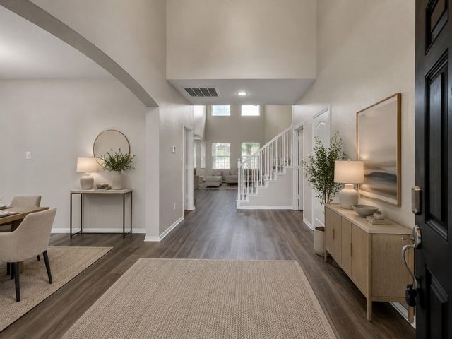 4 Logan Creek Lane, Conroe, TX 77304
