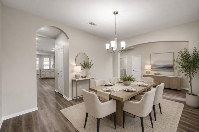 4 Logan Creek Lane, Conroe, TX 77304