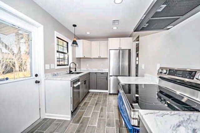 2706 Canary Drive, Brunswick, GA 31520