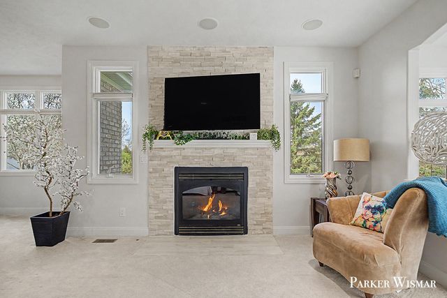 2661 Village Circle SW 15, Byron Center, MI 49315