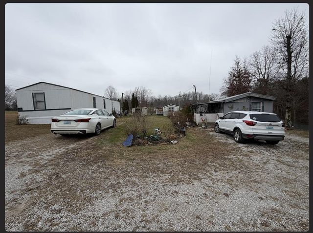 75 Clark Lane, Lily, KY 40740