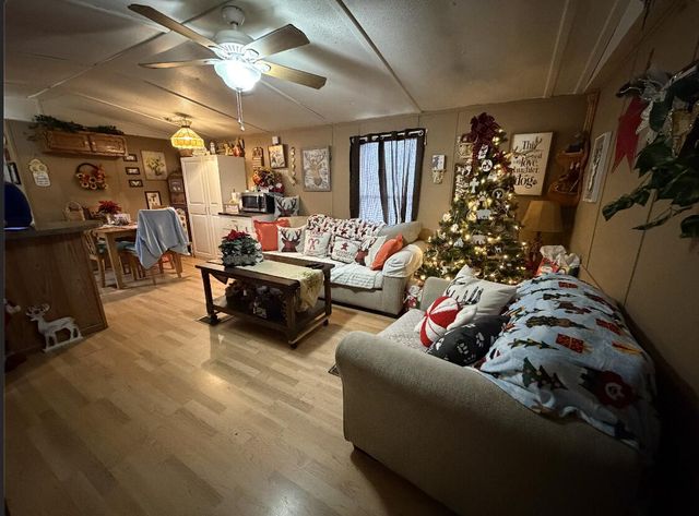 75 Clark Lane, Lily, KY 40740