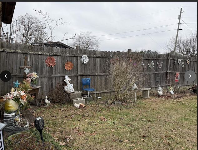 75 Clark Lane, Lily, KY 40740