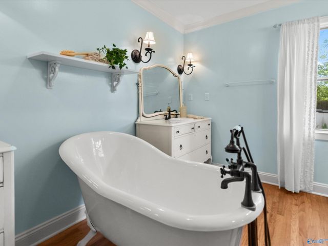 6309 Whitesburg Drive SE, Huntsville, AL 35802