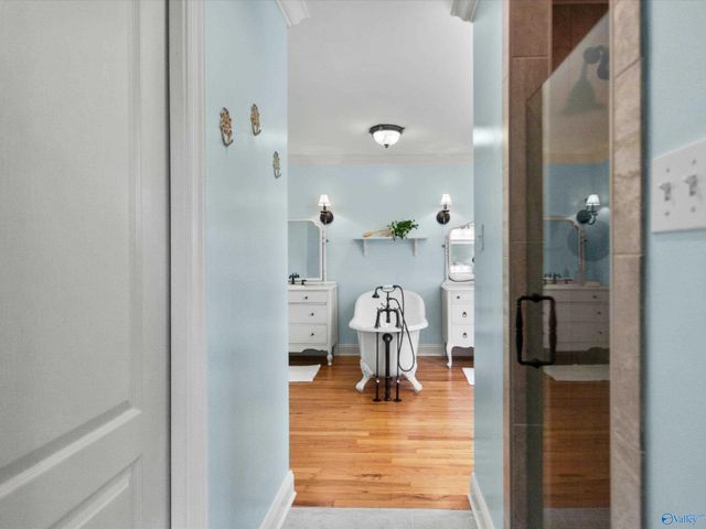 6309 Whitesburg Drive SE, Huntsville, AL 35802