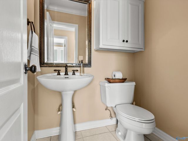 6309 Whitesburg Drive SE, Huntsville, AL 35802