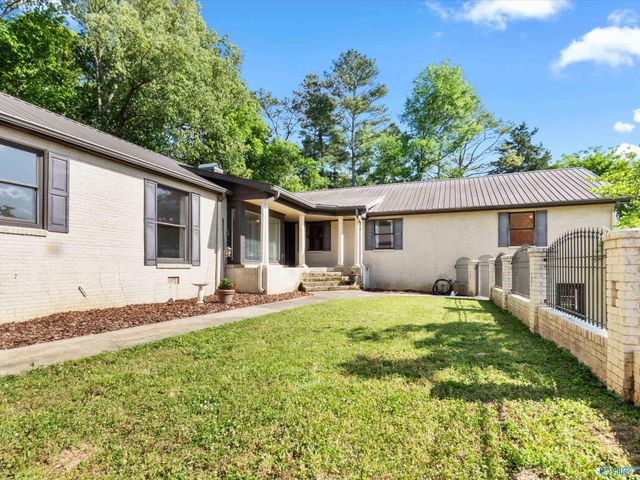 6309 Whitesburg Drive SE, Huntsville, AL 35802