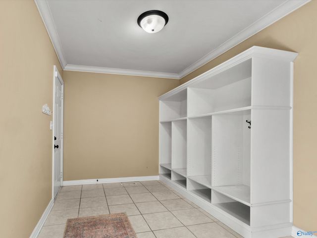 6309 Whitesburg Drive SE, Huntsville, AL 35802