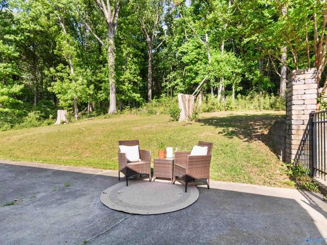 6309 Whitesburg Drive SE, Huntsville, AL 35802