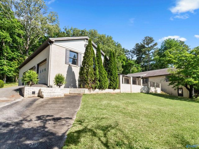 6309 Whitesburg Drive SE, Huntsville, AL 35802